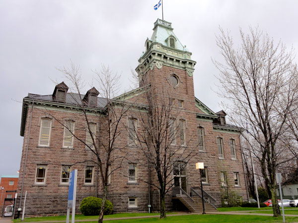 David Robert Temim DRT Avocat droit criminel, droit pénal, droit disciplinaire, Palais de justice quebec, palais de justice montreal , cours municipale, cours suprême, avocat montreal , avocat quebec